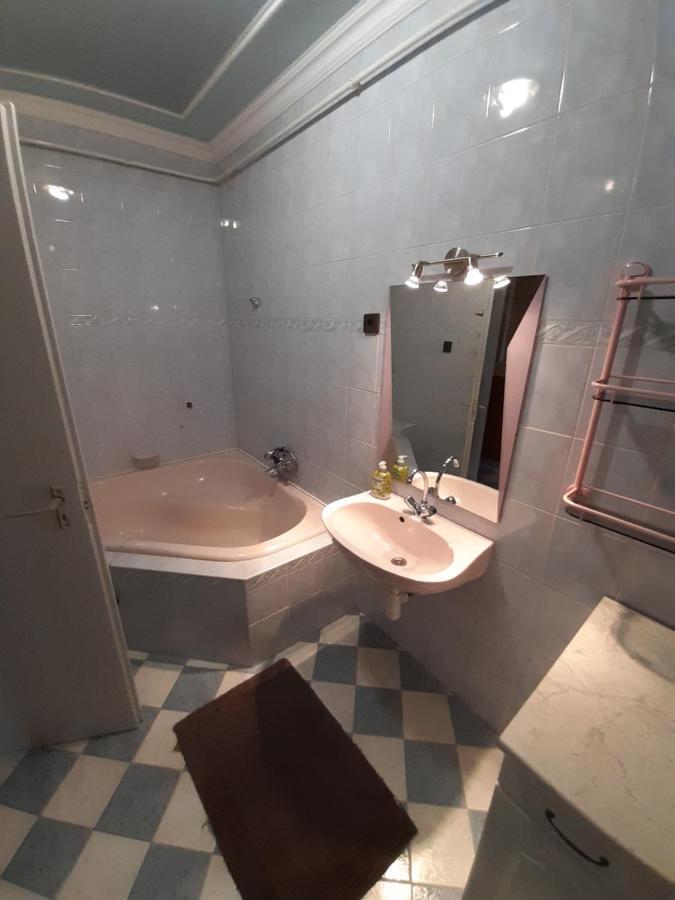 Gabor Pal 1 Apartman 1 Szoba Dunafoldvar Dış mekan fotoğraf